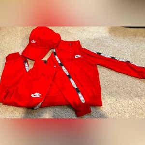 USED Nike Track Suit Toddler Boy 3T